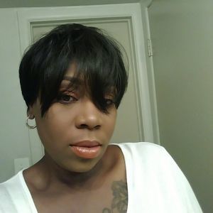 Meet your Posher, Portia